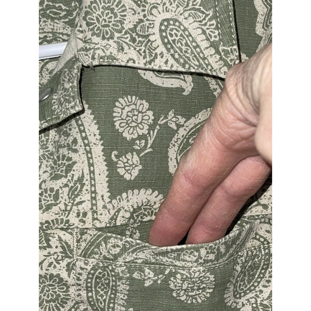 Croft and Barrow Women’s Green Paisley Design Button Up Jean Jacket Sz 8 - Picture 5 of 6